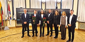 M. Rinkevičius su disertacijos svarstymo komisijos nariais