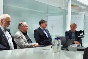 Iš kairės: Prof. A. Kopustinskas, prof. A. Lukoševičius, prof. V. Marozas, prof. A. Kriščiukaitis